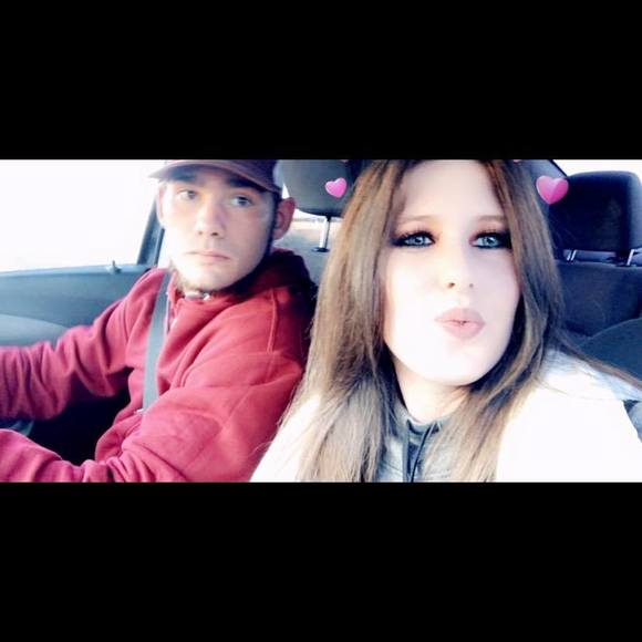 Meet your Posher, Courteney - Picture 1 of 1